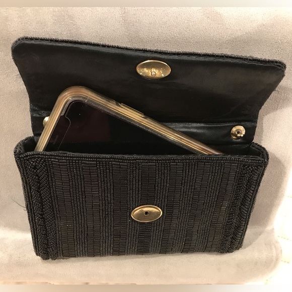 Vintage Walborg beaded clutch - Picture 9 of 9